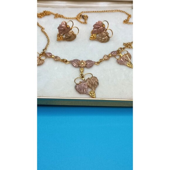 Landstrom BLACK HILLS GOLD Necklace and Earrings 10K-12K - Picture 5 of 16